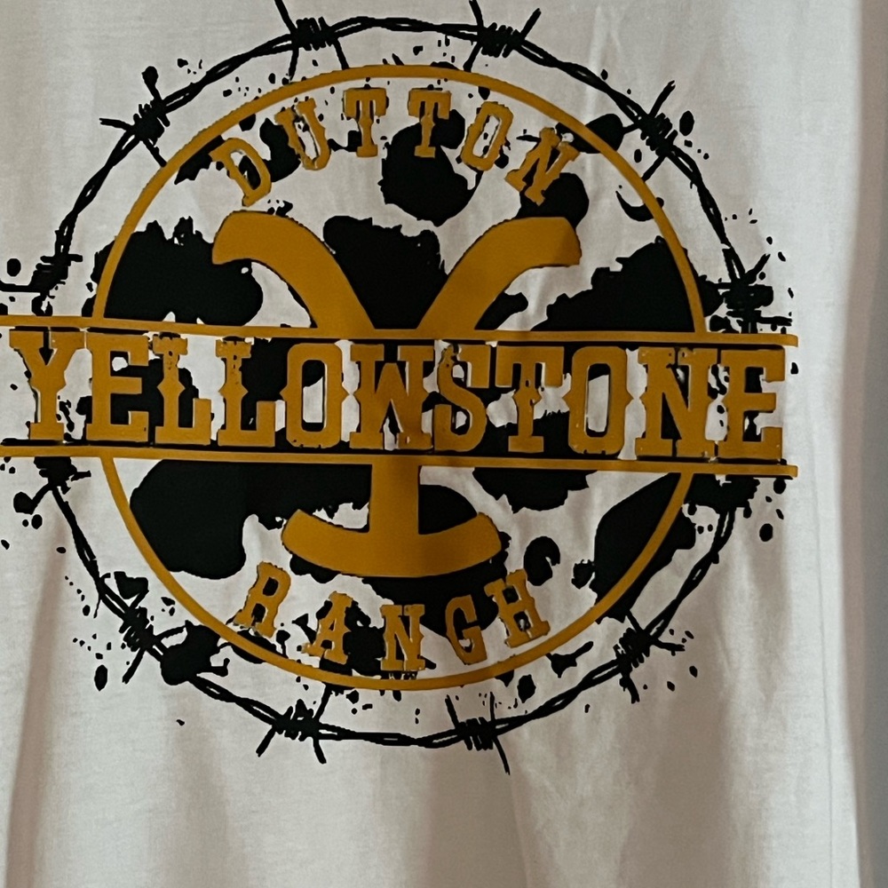 2 Yellowstone Shirts XXL selling as a set! - Picture 8 of 9